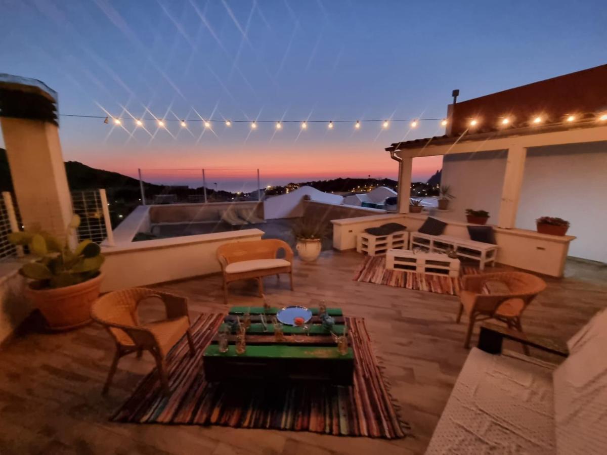 クストナーチ Cofanomare Bed & Breakfast エクステリア 写真