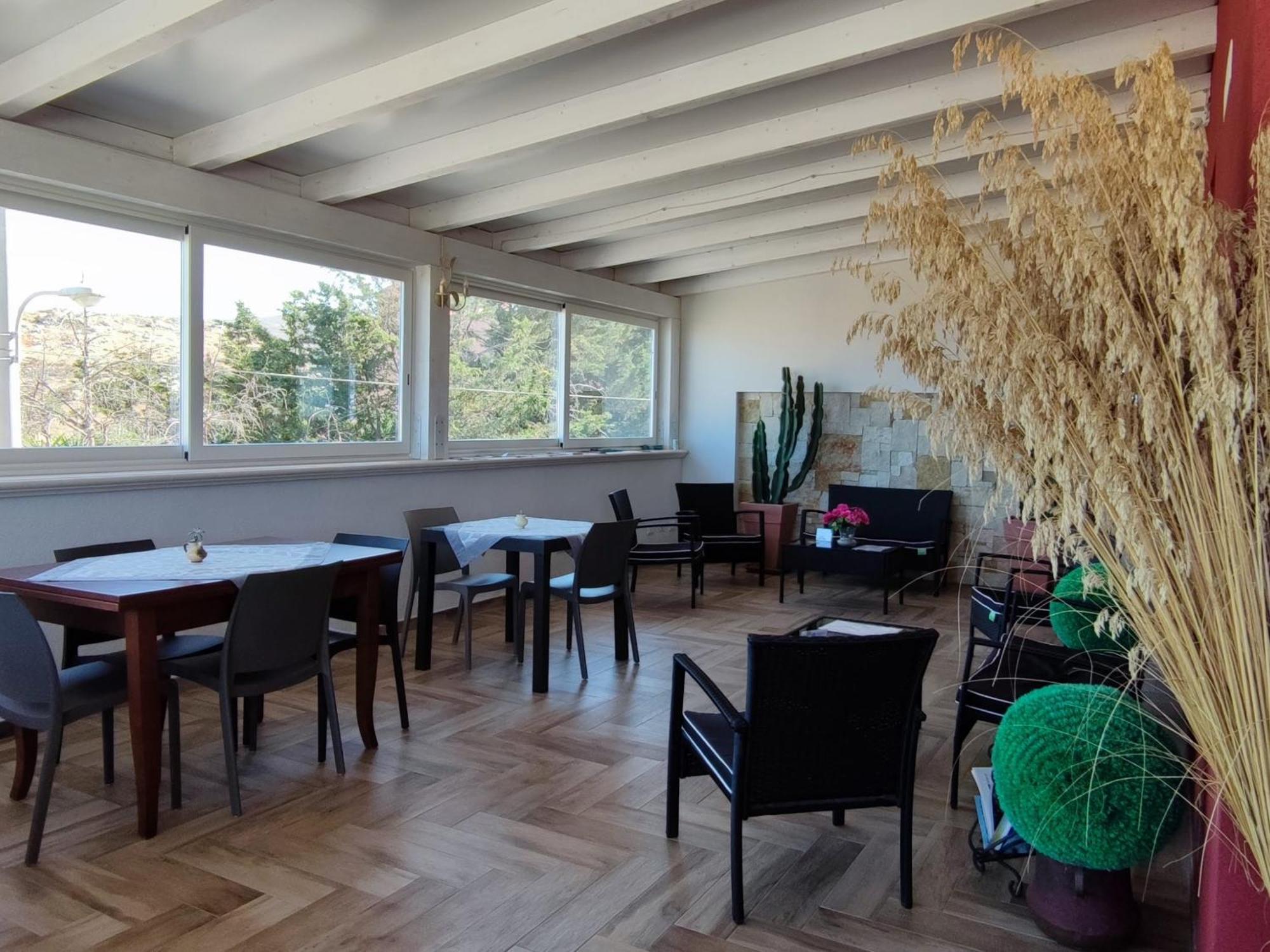 クストナーチ Cofanomare Bed & Breakfast エクステリア 写真